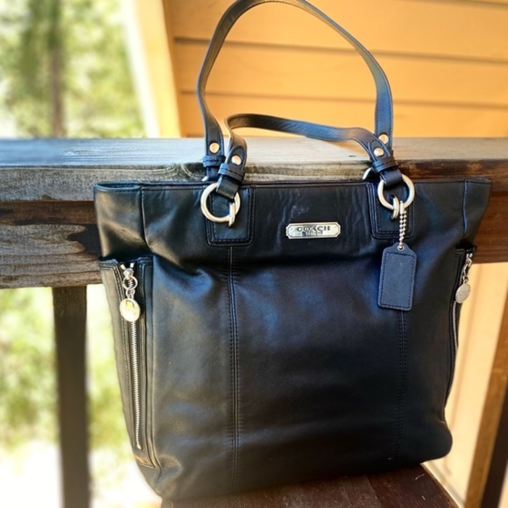 Authentic Coach Tote in great shape